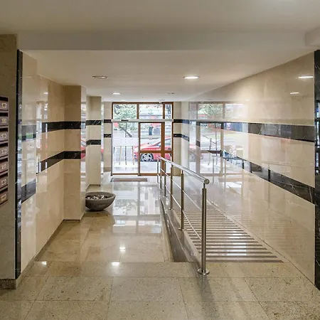 Moderno Y Calido A 9 Min De La Playa Χιχόν